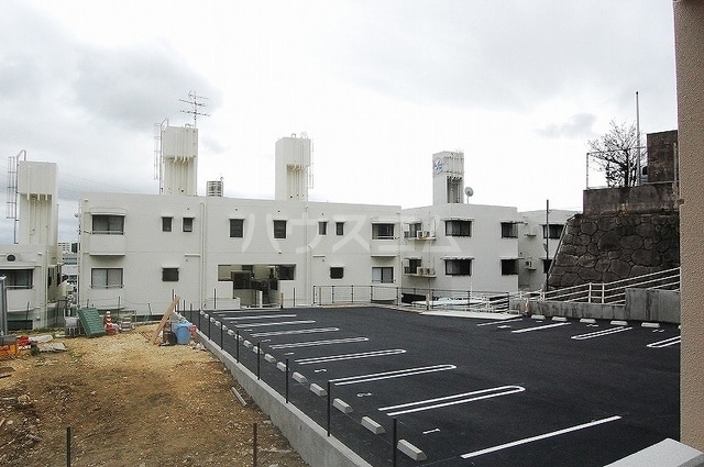 2/8 駐車場