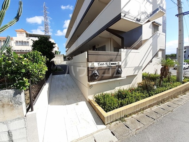 2/8 エントランス