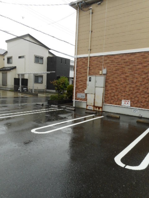 14/20 駐車場