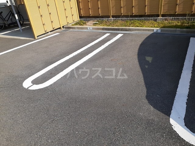 15/27 駐車場