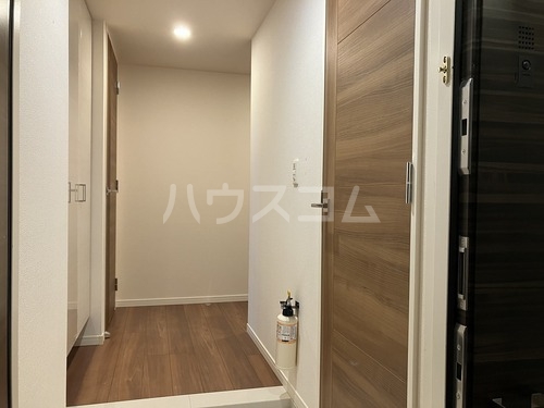 2/5 エントランス