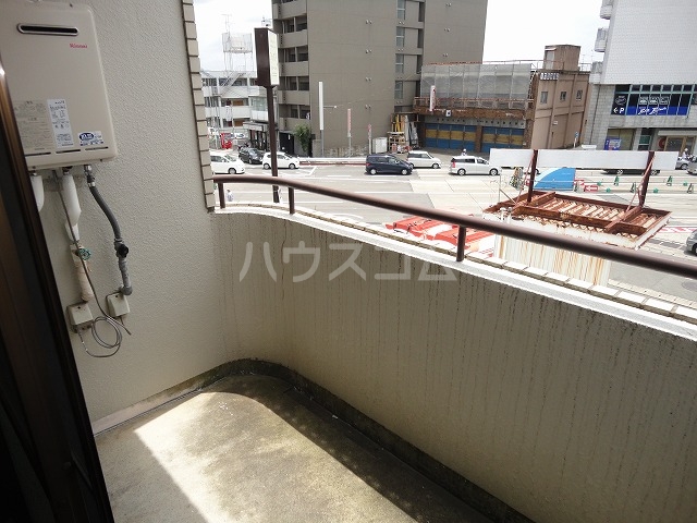 23/30 バルコニー