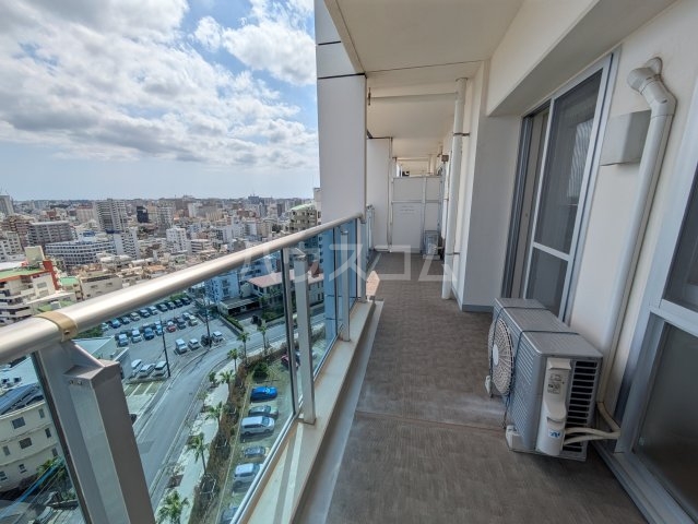 13/25 バルコニー