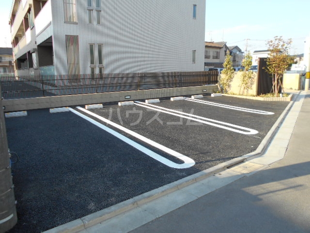 22/30 駐車場