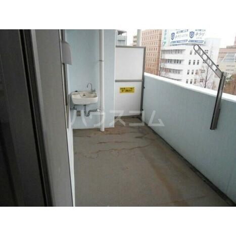 21/30 バルコニー