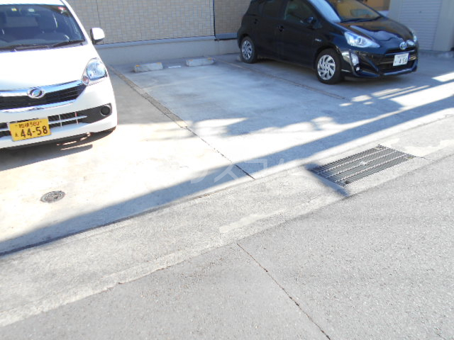 26/30 駐車場