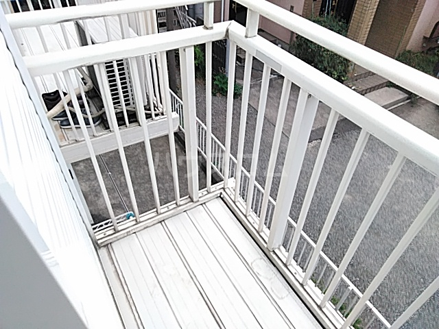 13/22 バルコニー