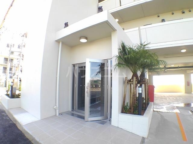 15/21 エントランス