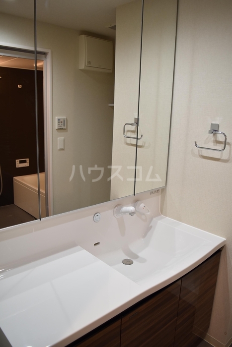 14/28 洗面