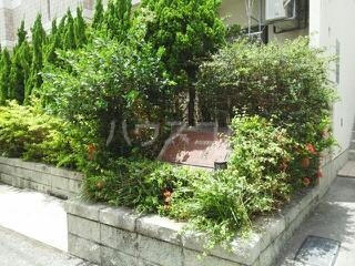 14/21 エントランス