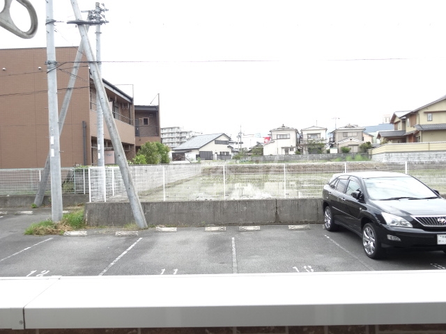 25/30 駐車場