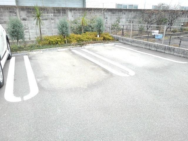 15/25 駐車場