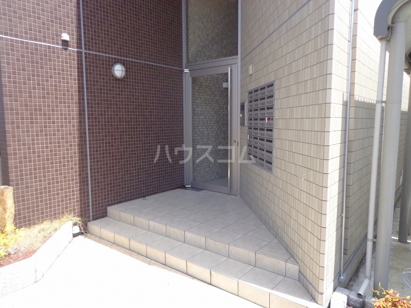 15/30 エントランス