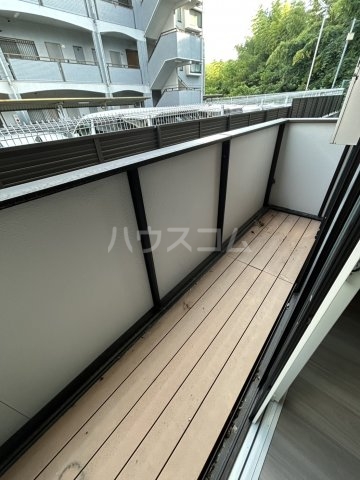 20/30 バルコニー