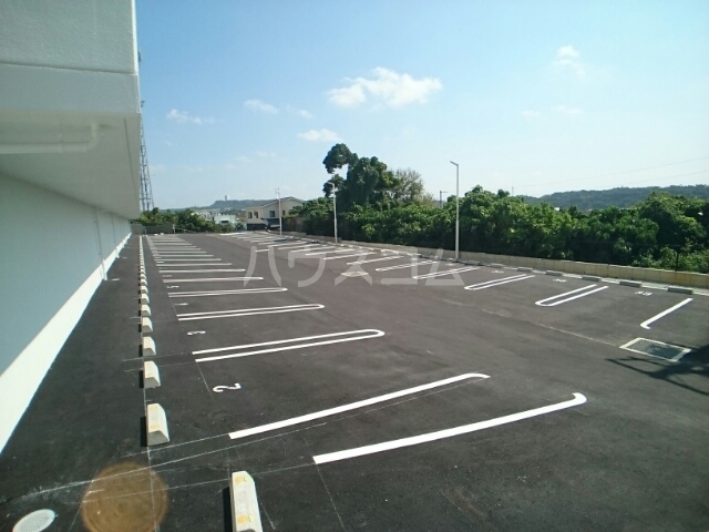 14/19 駐車場