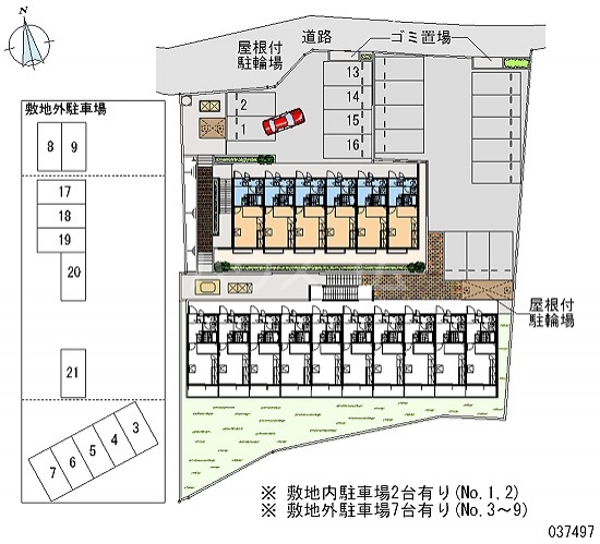 14/14 駐車場