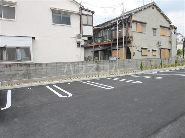 19/25 駐車場