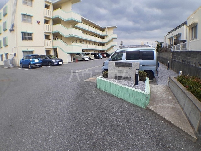 14/20 エントランス