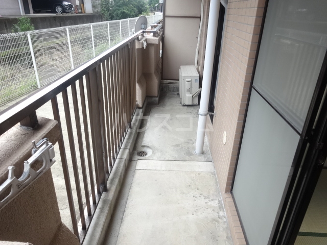 21/30 バルコニー