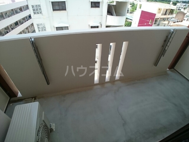 15/27 バルコニー