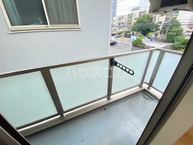 19/25 バルコニー