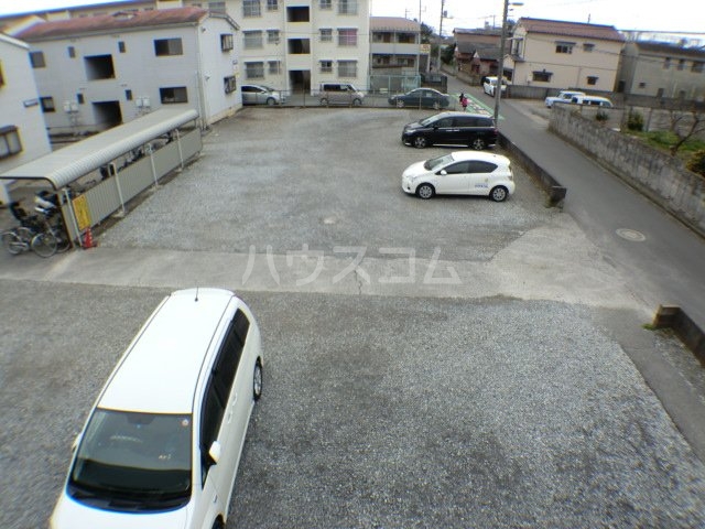 20/30 駐車場