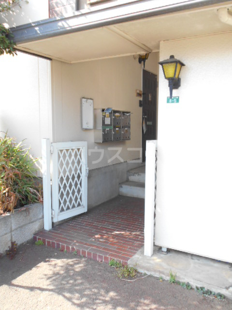 19/23 エントランス