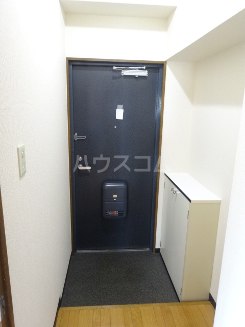 14/30 玄関