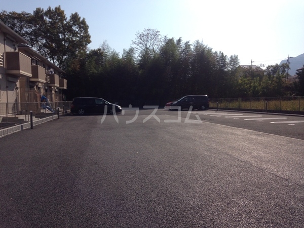 3/4 駐車場