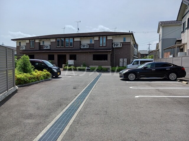 14/20 エントランス