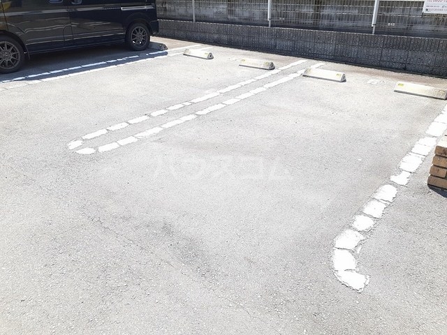 14/20 駐車場