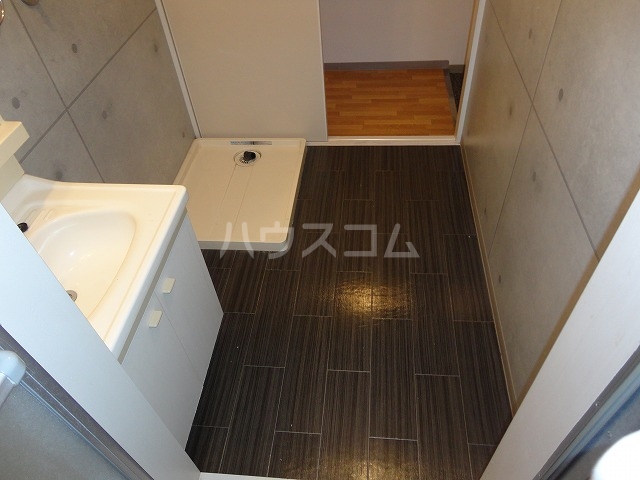 13/30 玄関