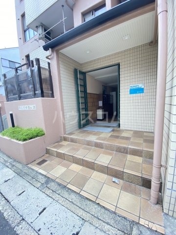 2/10 エントランス