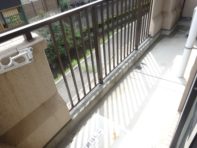 17/30 バルコニー