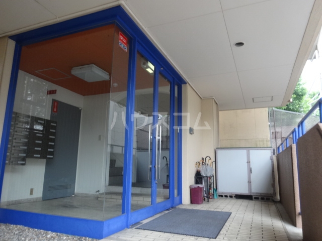 14/22 エントランス