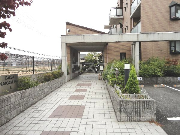 20/28 エントランス