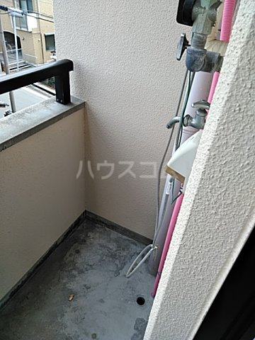 23/30 バルコニー