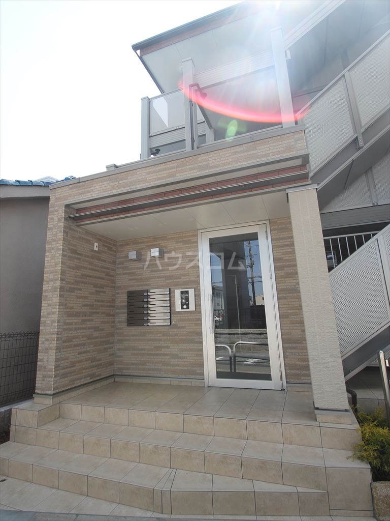 3/10 エントランス