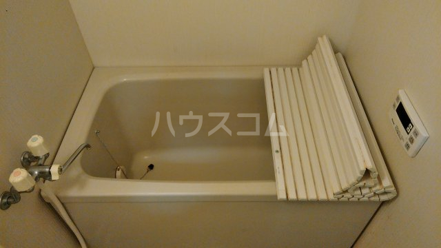 14/28 浴室