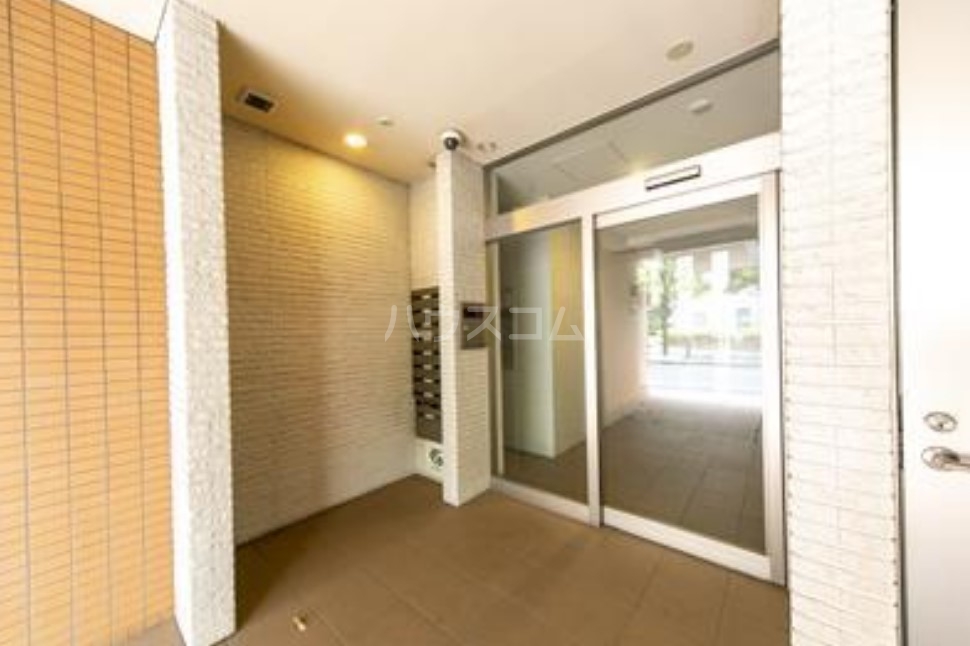 29/29 エントランス