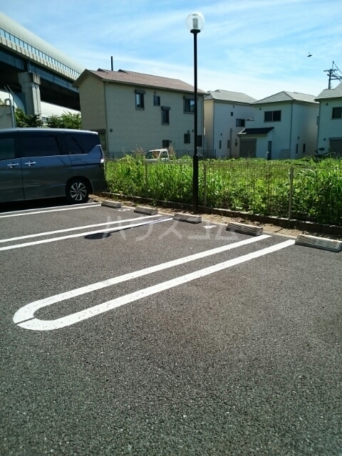 14/26 駐車場