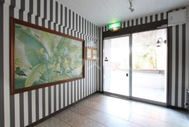 13/22 エントランス