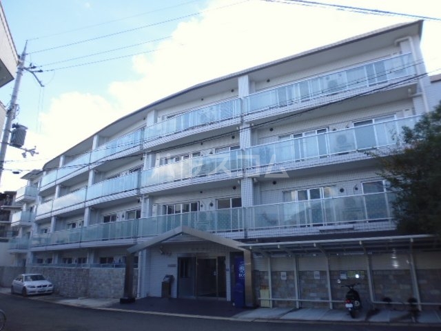 2/30 外観