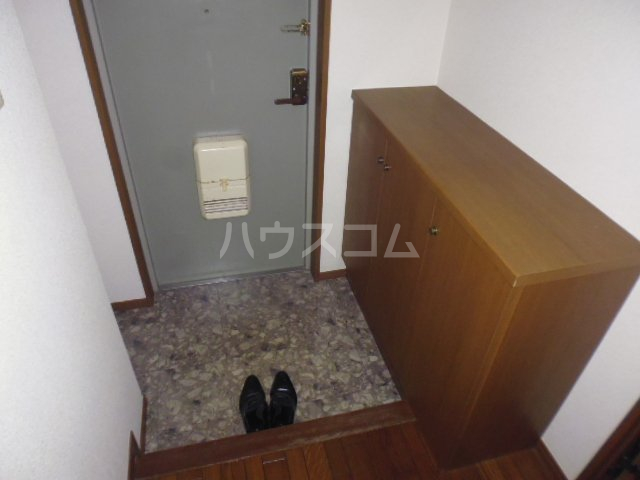 13/30 玄関