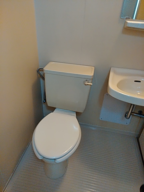 13/30 トイレ