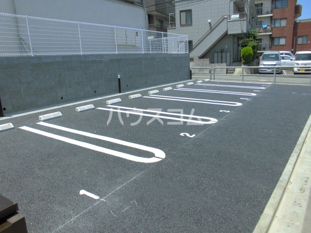 17/27 駐車場