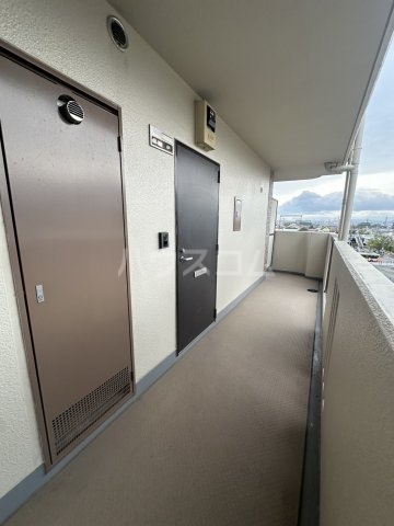 13/30 バルコニー