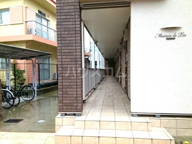 16/26 エントランス