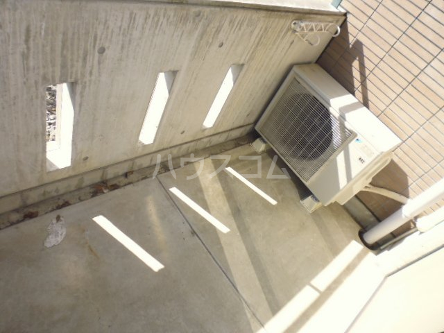 19/30 バルコニー