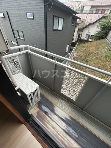 18/28 バルコニー